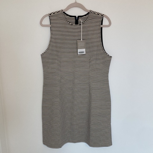 Everlane The Dream Shift Dress - Picture 5 of 10